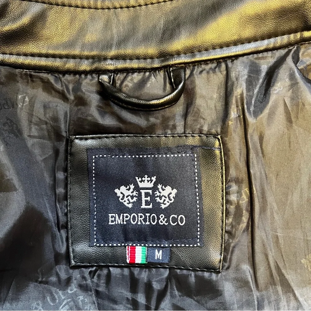 Emporio & Co. excellent pre